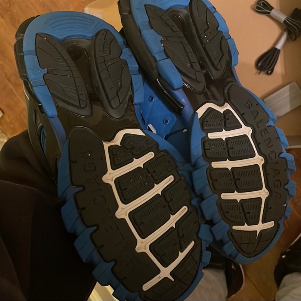 Balenciaga, black and blue tracks  size 8.5m men cash app only
